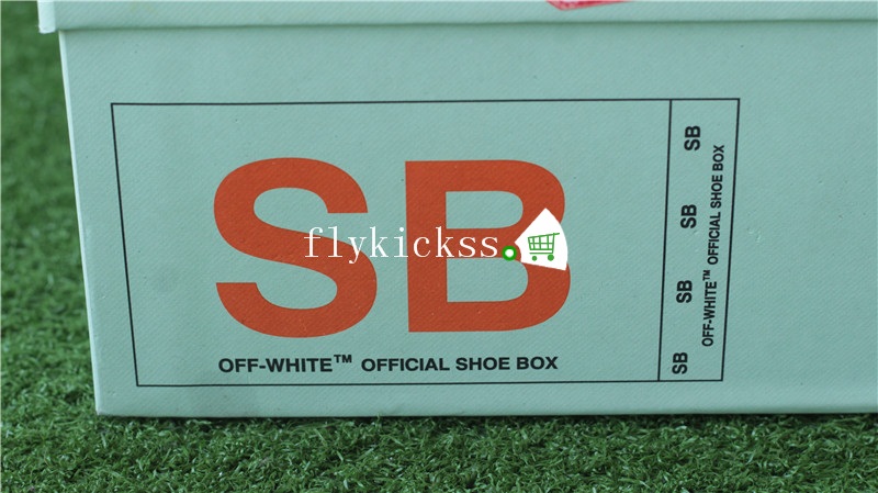 Virgil Abloh Off-White Arrow Chunky Vibram Sneaker